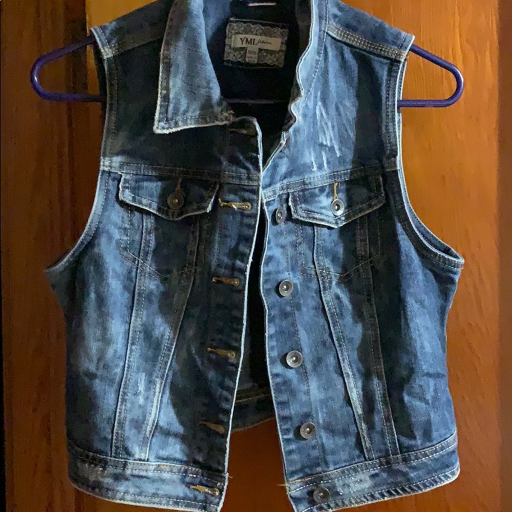 Jean vest size medium